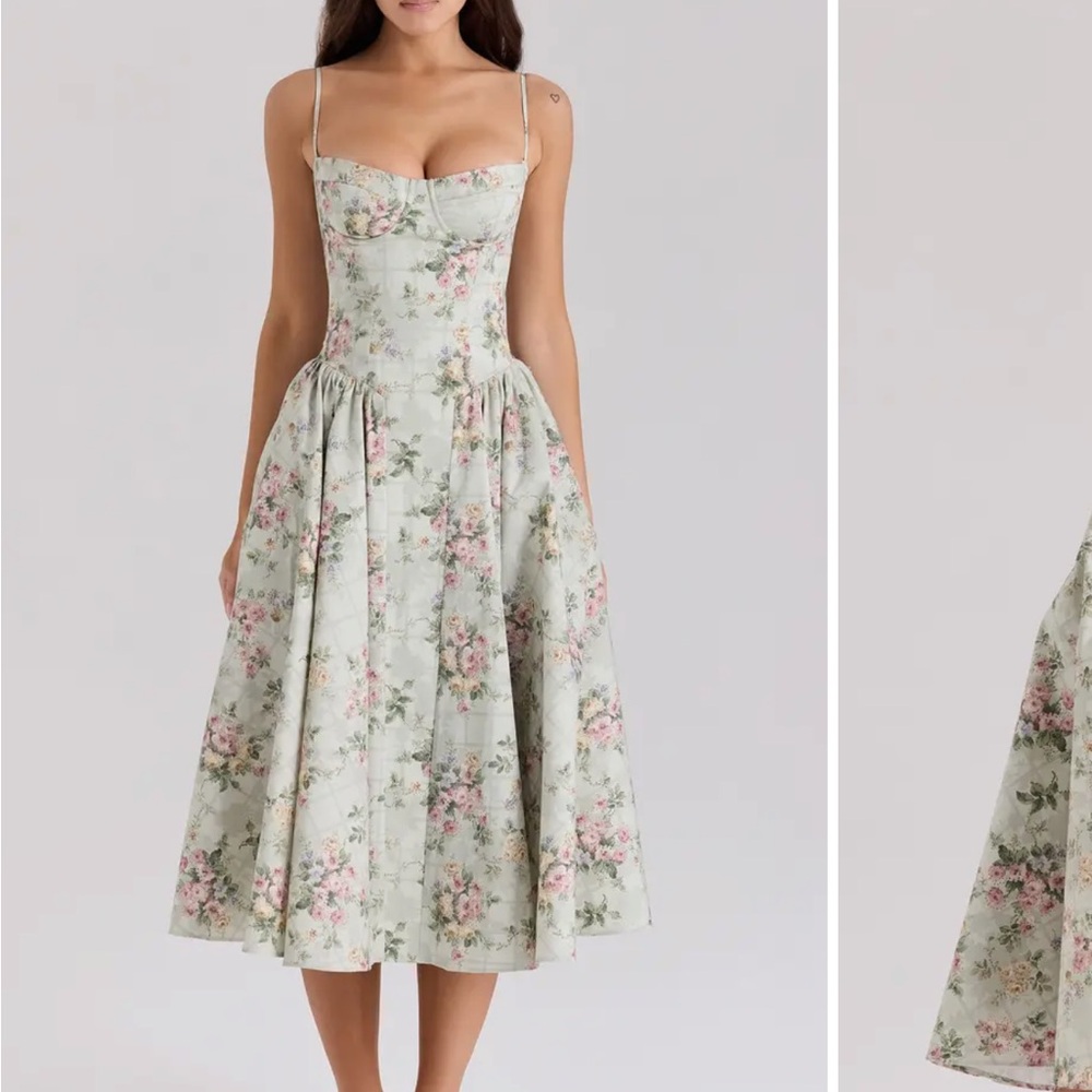 House of CB Samaria Vintage Floral and Sage Midi Dress Medium Regular Cup